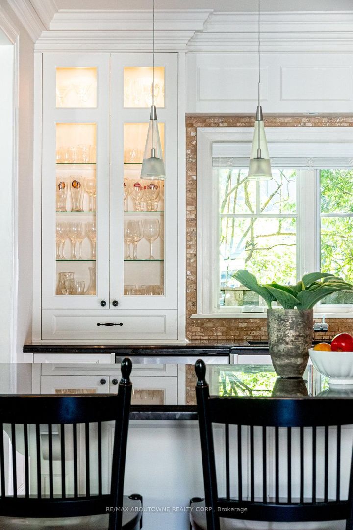 Photo 17 at 44 Head Street, CO Central, Oakville