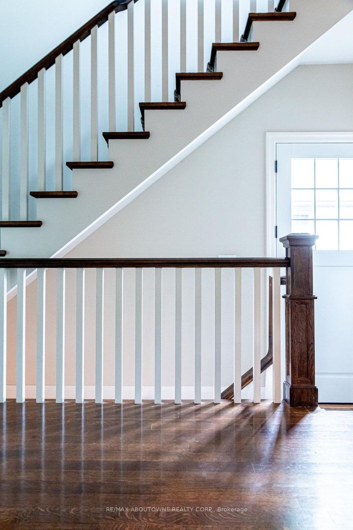 Photo 22 at 44 Head Street, CO Central, Oakville