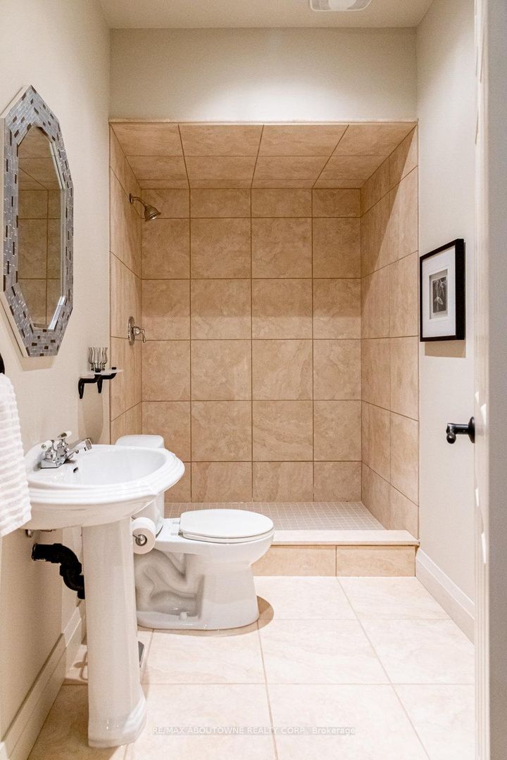 Photo 40 at 44 Head Street, CO Central, Oakville