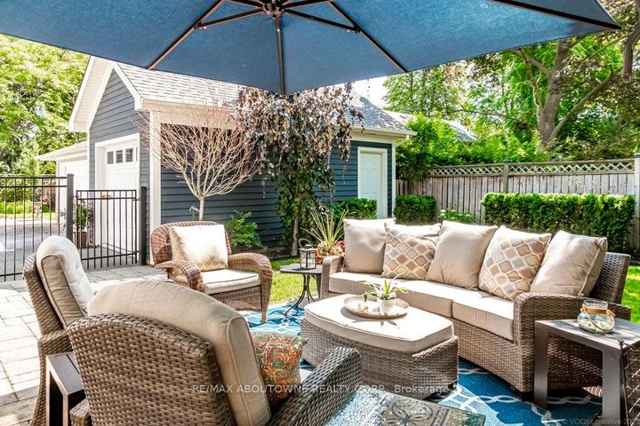 Photo 43 at 44 Head Street, CO Central, Oakville