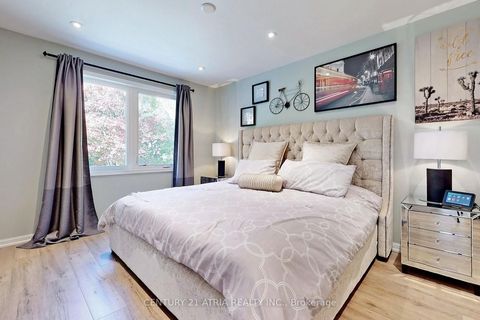 Photo 3 at 182 Princess Avenue, Willowdale East, Toronto
