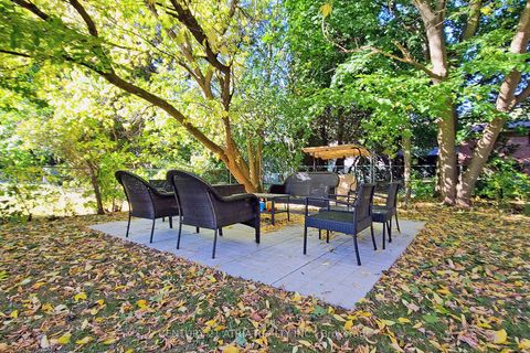 Photo 8 at 182 Princess Avenue, Willowdale East, Toronto