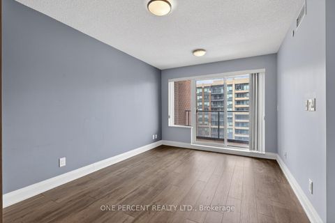 Photo 8 at 705 - 18 Uptown Drive, Unionville, Markham