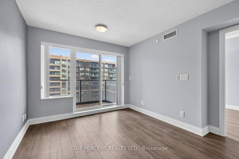 Photo 13 at 705 - 18 Uptown Drive, Unionville, Markham