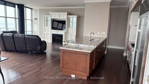 Photo 6 at PH3 - 35 Mariner Terrace, Waterfront Communities C1, Toronto