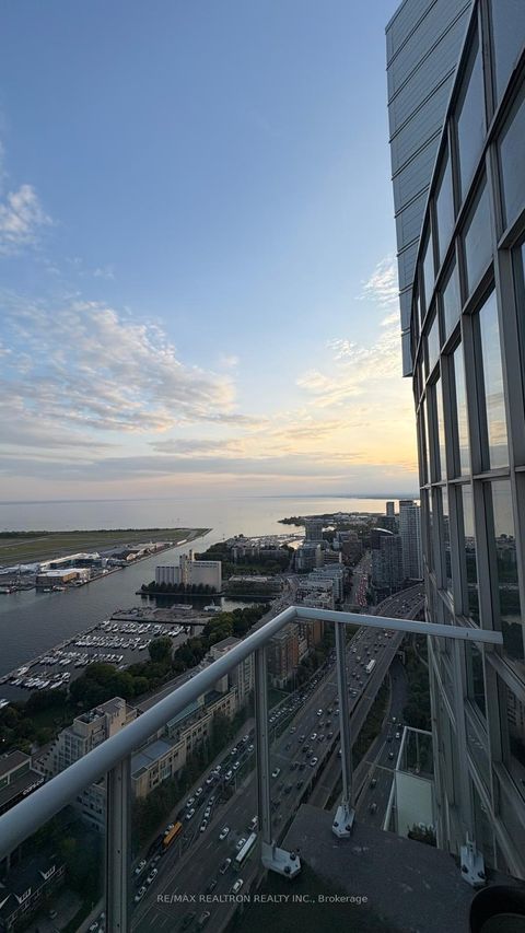 Photo 21 at PH3 - 35 Mariner Terrace, Waterfront Communities C1, Toronto