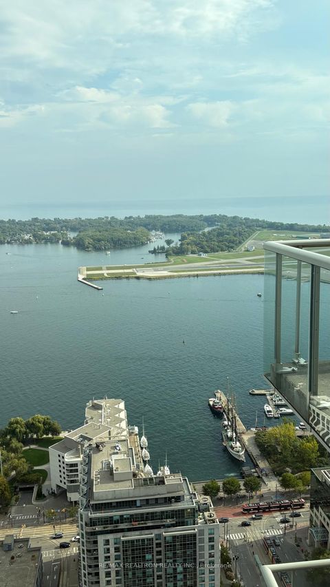 Photo 22 at PH3 - 35 Mariner Terrace, Waterfront Communities C1, Toronto