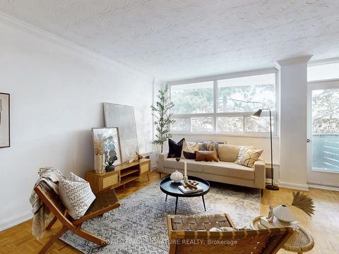 Photo 3 at PH11 - 80 Coe Hill Drive, Swansea, Toronto