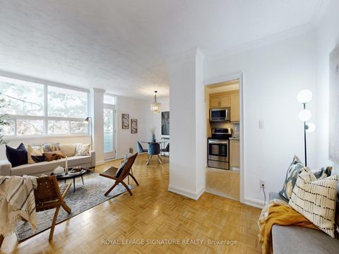 Photo 6 at PH11 - 80 Coe Hill Drive, Swansea, Toronto