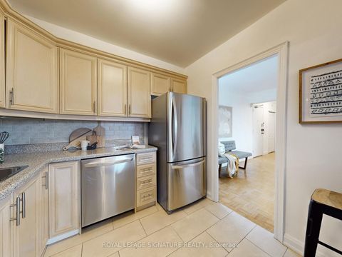 Photo 11 at PH11 - 80 Coe Hill Drive, Swansea, Toronto