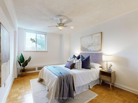 Photo 16 at PH11 - 80 Coe Hill Drive, Swansea, Toronto