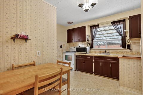 Photo 9 at 46 Medina Crescent, Bendale, Toronto