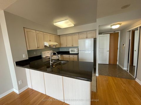 Photo 13 at 514 - 19 Northern Heights Drive, Langstaff, Richmond Hill