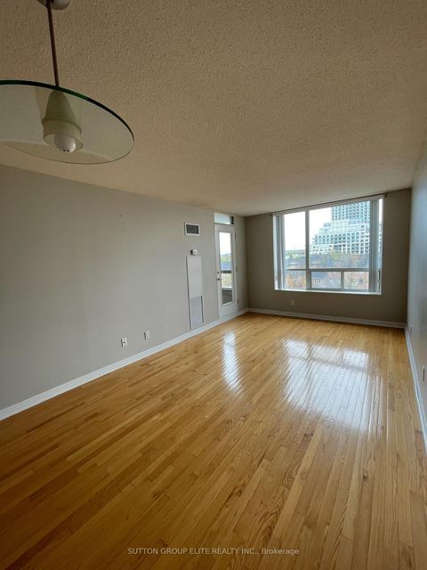 Photo 17 at 514 - 19 Northern Heights Drive, Langstaff, Richmond Hill