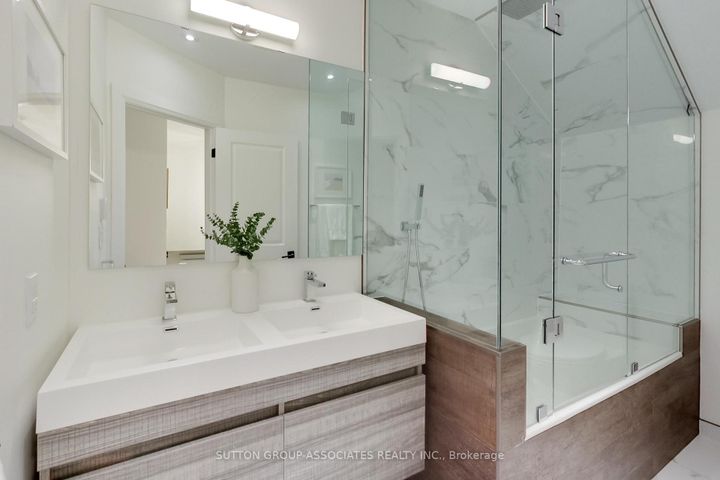 Photo 25 at 284 Atlas Avenue, Oakwood Village, Toronto