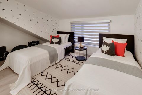 Photo 23 at 284 Atlas Avenue, Oakwood Village, Toronto