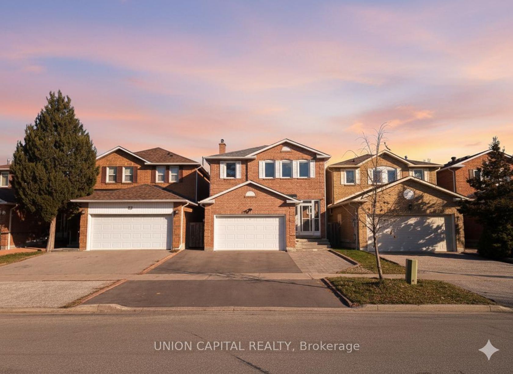 29 Thurman Road, Lakeview Estates, Vaughan photo number 2