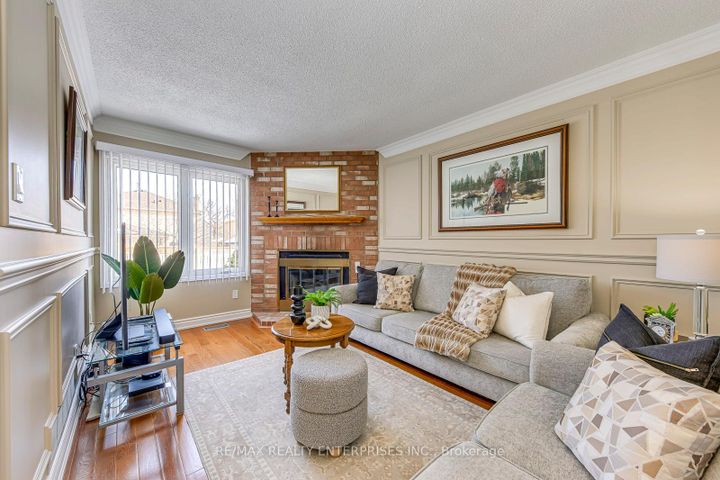 Photo 14 at 2900 Arlington Drive, CV Clearview, Oakville