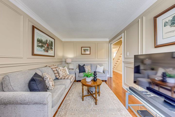 Photo 15 at 2900 Arlington Drive, CV Clearview, Oakville