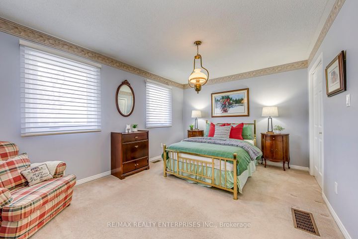 Photo 24 at 2900 Arlington Drive, CV Clearview, Oakville