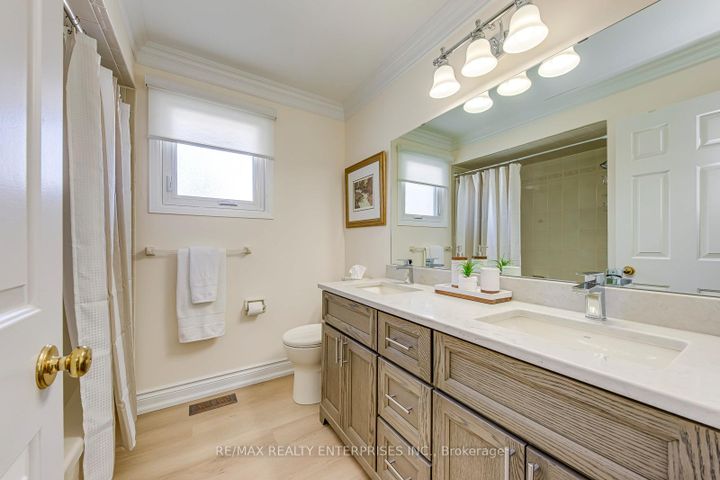 Photo 25 at 2900 Arlington Drive, CV Clearview, Oakville