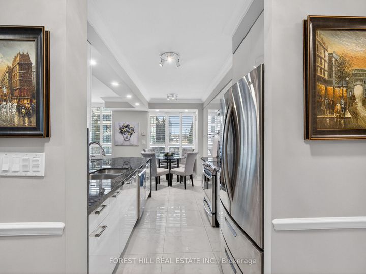 Photo 4 at 206 - 100 Promenade Circle, Brownridge, Vaughan