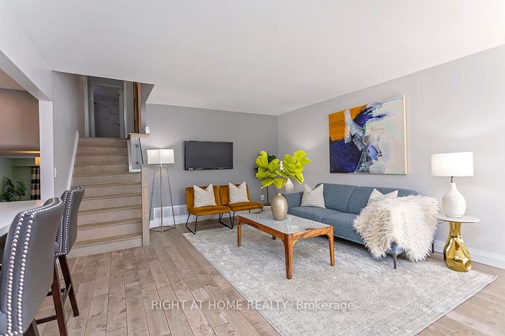 Photo 12 at 2814 Windjammer Road, Erin Mills, Mississauga