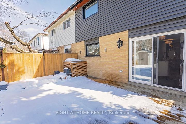Photo 34 at 2814 Windjammer Road, Erin Mills, Mississauga