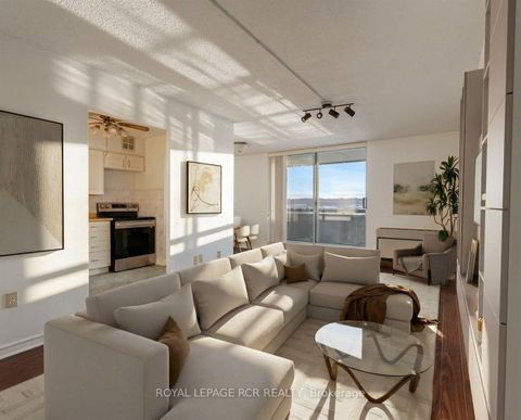 Photo 2 at 904 - 20 William Roe Boulevard, Central Newmarket, Newmarket