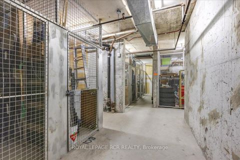 Photo 26 at 904 - 20 William Roe Boulevard, Central Newmarket, Newmarket