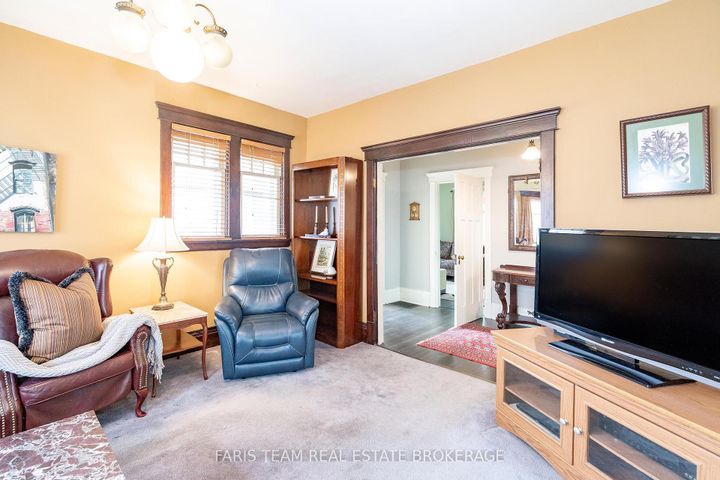 Photo 16 at 105 Barrie Street, Bradford, Bradford West Gwillimbury