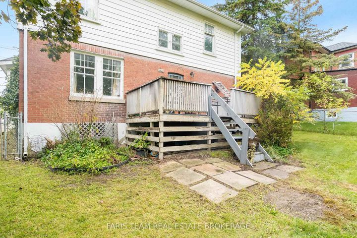 Photo 26 at 105 Barrie Street, Bradford, Bradford West Gwillimbury