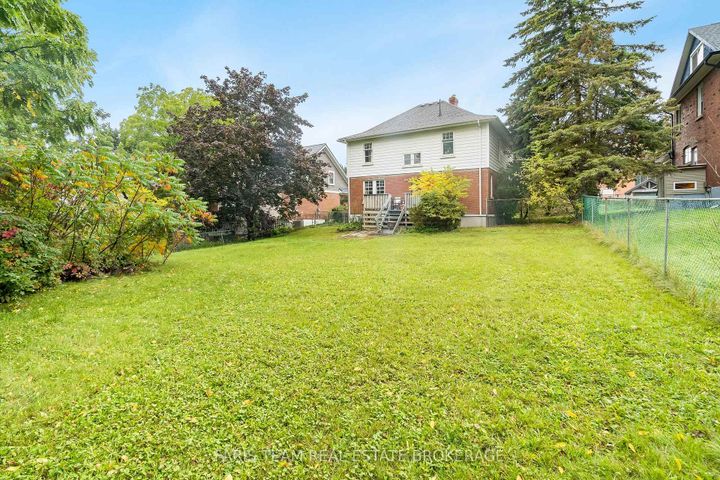 Photo 29 at 105 Barrie Street, Bradford, Bradford West Gwillimbury