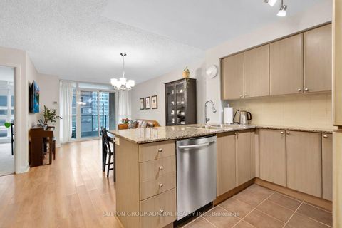 Photo 10 at 557 - 525 Wilson Avenue, Clanton Park, Toronto