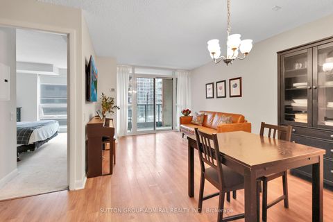 Photo 15 at 557 - 525 Wilson Avenue, Clanton Park, Toronto