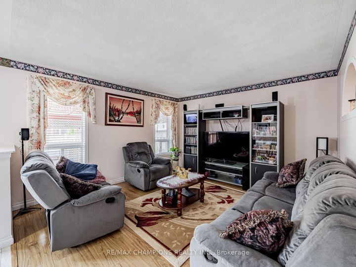 Photo 14 at 14 Miramar Street, Wellington, Brampton