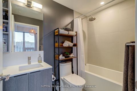 Photo 17 at 2112 - 55 Mercer Street, Waterfront Communities C1, Toronto