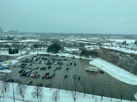 Photo 11 at 1509 - 8 Lee Centre Drive, Woburn, Toronto