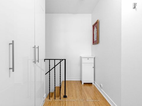 Photo 13 at 8 Cliff Fernway, Don Valley Village, Toronto