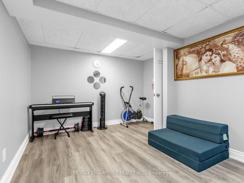 Photo 15 at 8 Cliff Fernway, Don Valley Village, Toronto