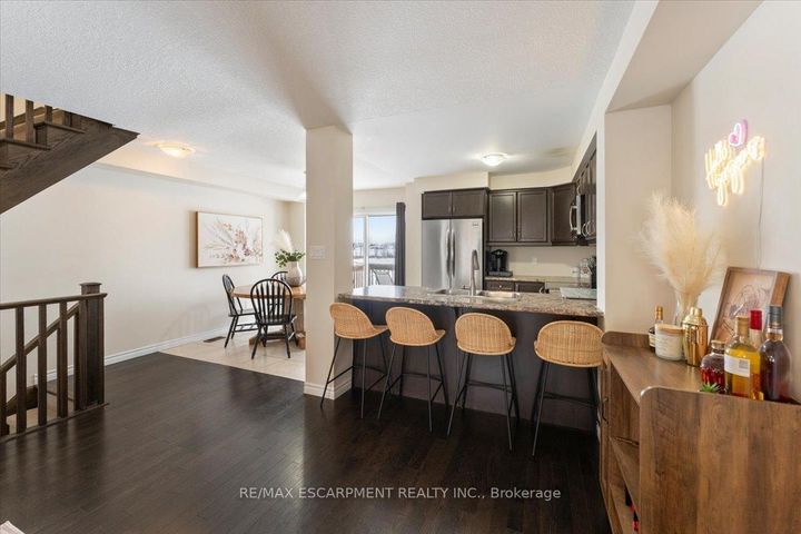 Photo 11 at 31 Mayland Street, Stoney Creek Mountain, Hamilton