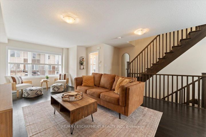 Photo 14 at 31 Mayland Street, Stoney Creek Mountain, Hamilton