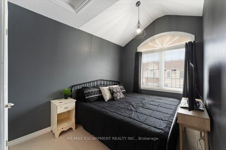 Photo 23 at 31 Mayland Street, Stoney Creek Mountain, Hamilton