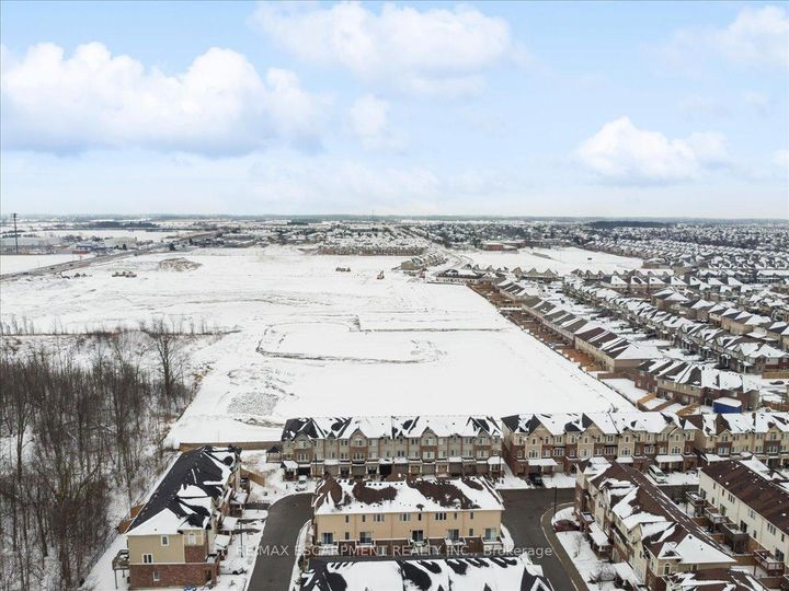 Photo 31 at 31 Mayland Street, Stoney Creek Mountain, Hamilton