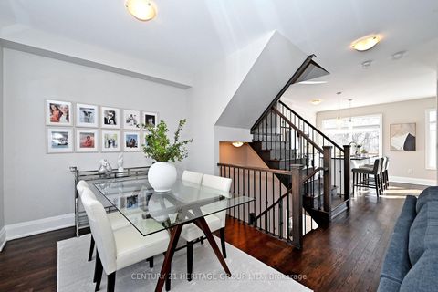 Photo 10 at 9 Ingleside Street, East Woodbridge, Vaughan