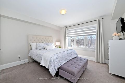 Photo 23 at 9 Ingleside Street, East Woodbridge, Vaughan