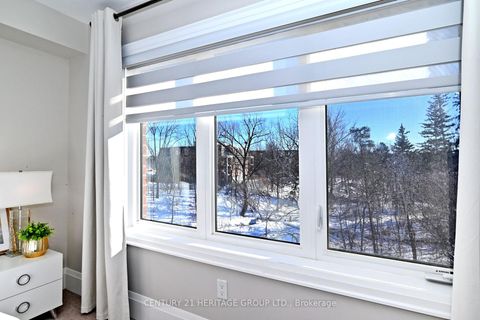 Photo 24 at 9 Ingleside Street, East Woodbridge, Vaughan