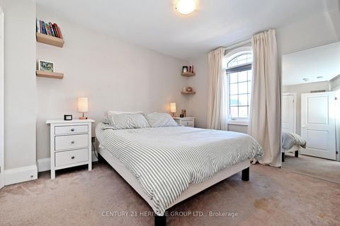 Photo 29 at 9 Ingleside Street, East Woodbridge, Vaughan