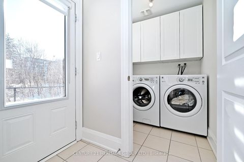 Photo 34 at 9 Ingleside Street, East Woodbridge, Vaughan