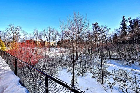 Photo 38 at 9 Ingleside Street, East Woodbridge, Vaughan